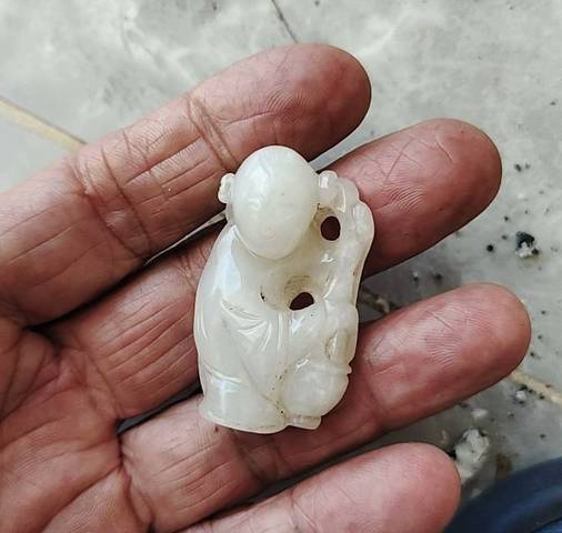 古玩玉器和田玉雕“童子”真品鑒賞圖