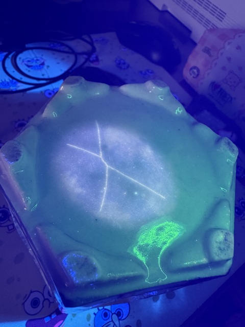 古玩陶瓷青花鏤空六方六足筆筒拍賣,當前價格108元