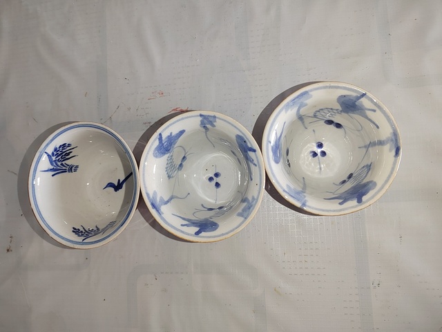 古玩陶瓷外紫金釉內青花杯拍賣,當前價格400元