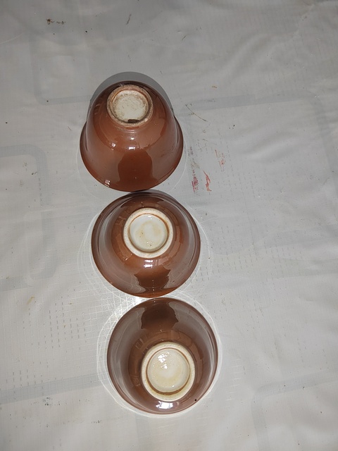 古玩陶瓷外紫金釉內青花杯拍賣,當前價格400元