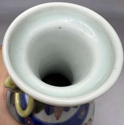 古玩陶瓷青花五彩龍紋瓶真品鑒賞圖