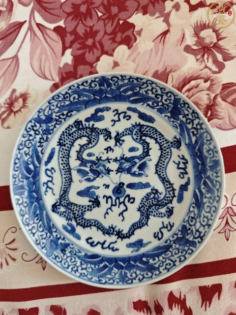 古玩陶瓷晚清青花龍紋盤真品鑒賞圖