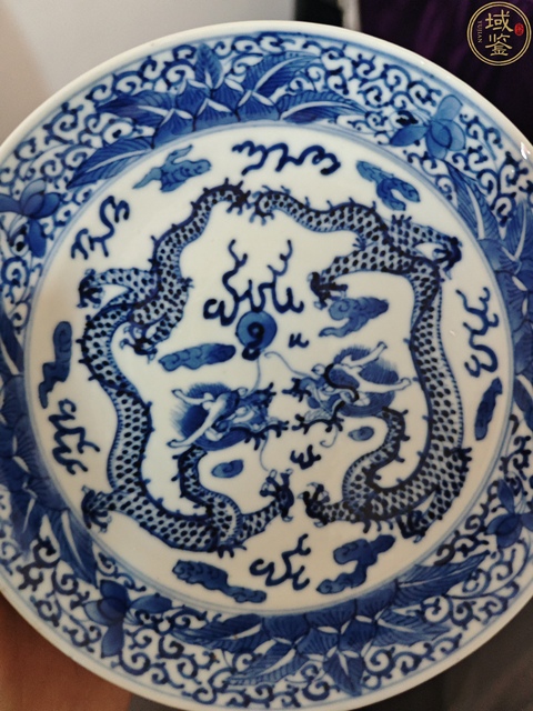 古玩陶瓷晚清青花龍紋盤真品鑒賞圖