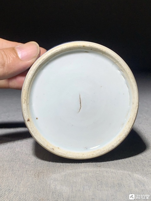 古玩陶瓷青花蝴蝶花卉紋水盂真品鑒賞圖
