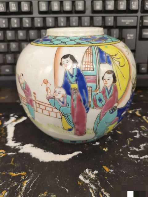 古玩陶瓷粉彩人物故事罐真品鑒賞圖