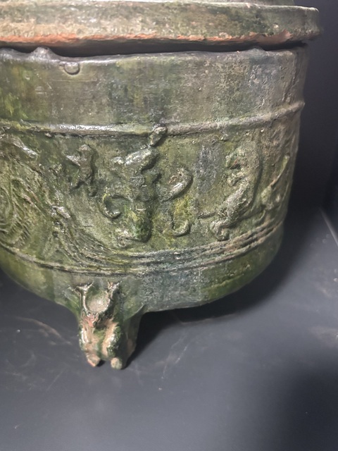 古玩陶瓷漢·綠釉熊足跑獸博山奩拍賣,當前價格9800元