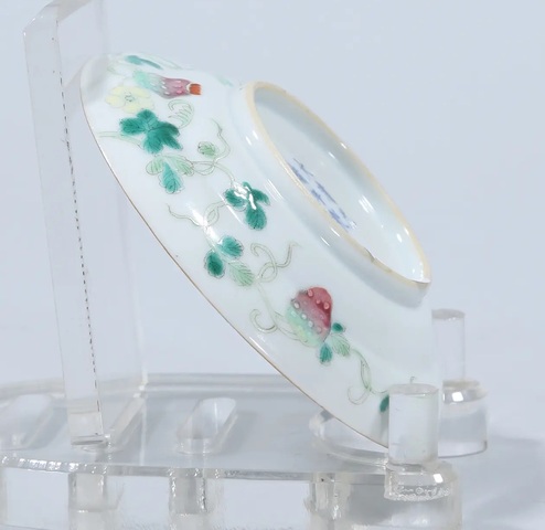 古玩陶瓷粉彩過枝癩瓜紋折腰盤真品鑒賞圖