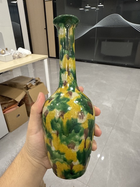 古玩陶瓷素三彩虎斑釉長頸瓶真品鑒賞圖