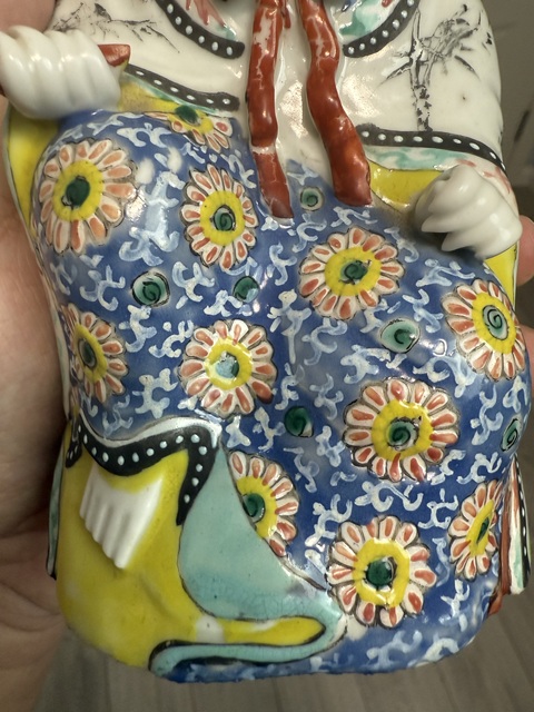 古玩陶瓷清中期 粉彩觀音真品鑒賞圖