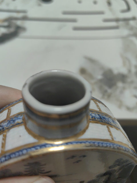 古玩陶瓷青花山水樓閣紋四方茶葉罐拍賣,當(dāng)前價(jià)格2000元