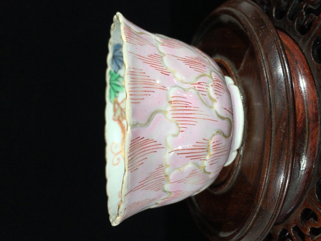 古玩陶瓷清雍正 粉彩蓮瓣杯真品鑒賞圖