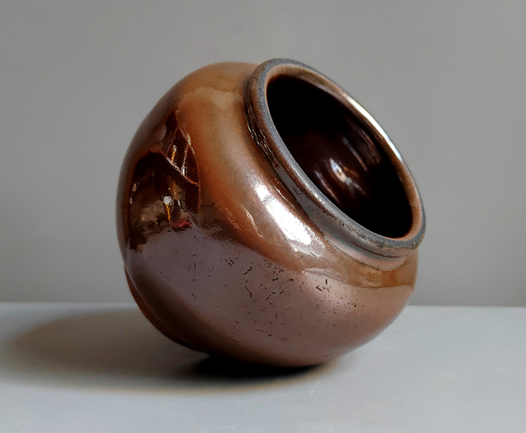 古玩陶瓷紫金釉茶入真品鑒賞圖