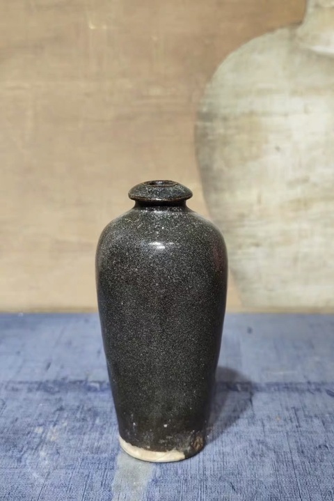 古玩陶瓷茶葉末釉小梅瓶真品鑒賞圖