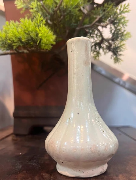 古玩陶瓷青白釉瓜楞瓶真品鑒賞圖