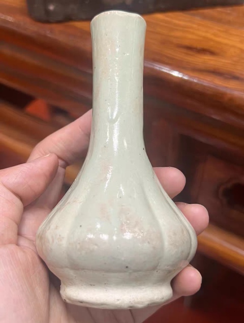 古玩陶瓷青白釉瓜楞瓶真品鑒賞圖