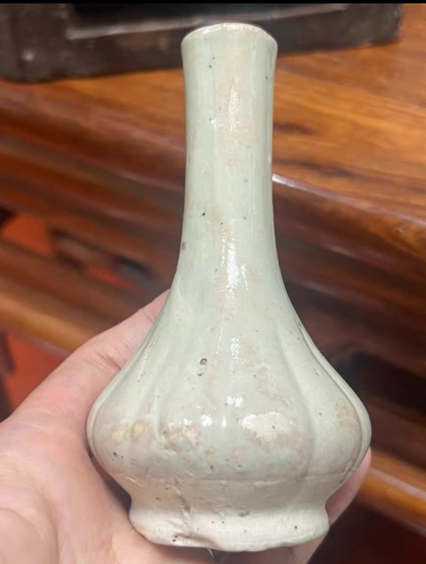 古玩陶瓷青白釉瓜楞瓶真品鑒賞圖