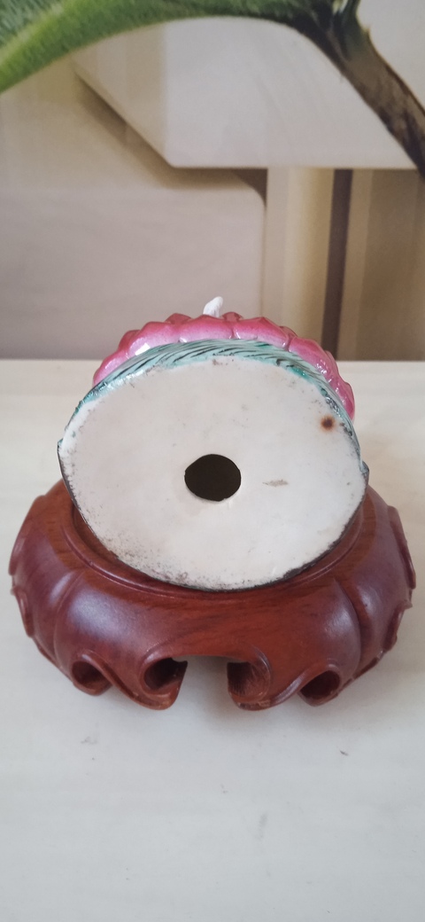 古玩陶瓷粉彩觀音造像真品鑒賞圖