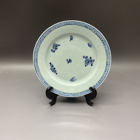 古玩陶瓷清乾隆·魁星點(diǎn)斗款·折枝花卉紋青花盤拍賣,當(dāng)前價(jià)格1360元