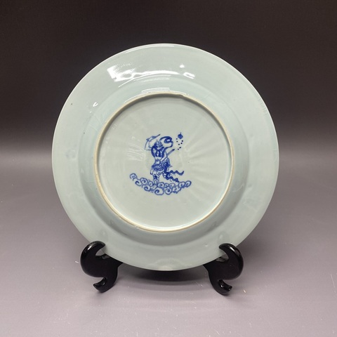 古玩陶瓷清乾隆·魁星點(diǎn)斗款·折枝花卉紋青花盤拍賣,當(dāng)前價(jià)格1360元