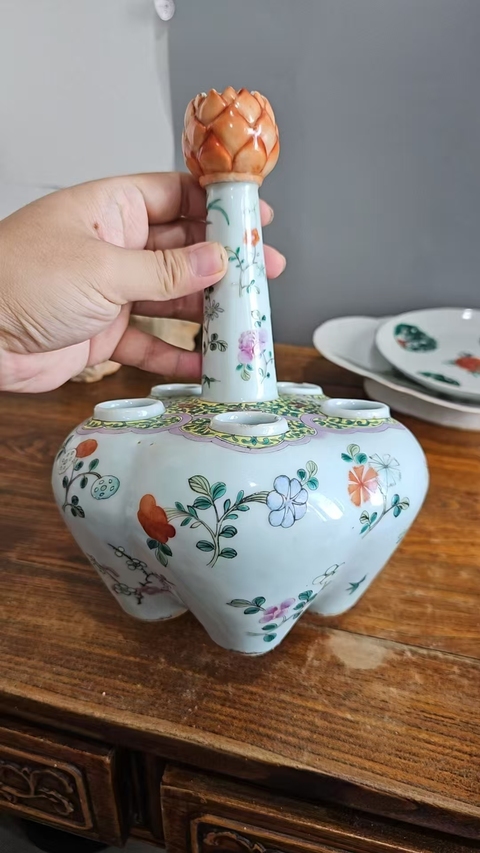 古玩陶瓷清晚期 粉彩折枝花卉紋六管瓶真品鑒賞圖