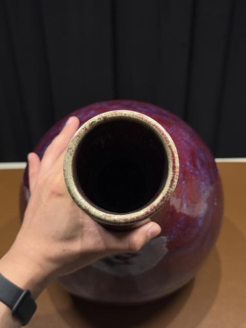 古玩陶瓷窯變紅釉錐把瓶真品鑒賞圖