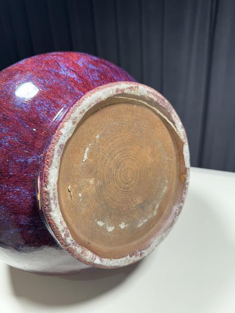 古玩陶瓷窯變紅釉錐把瓶真品鑒賞圖