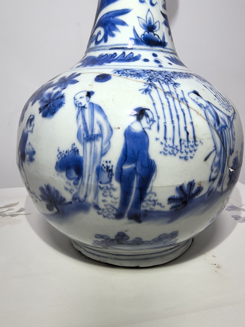 古玩陶瓷崇禎青花人物故事蒜頭瓶拍賣，當前價格59800元