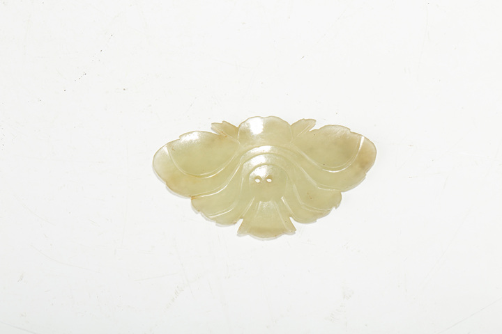 古玩玉器清·玉雕花卉紋花片真品鑒賞圖