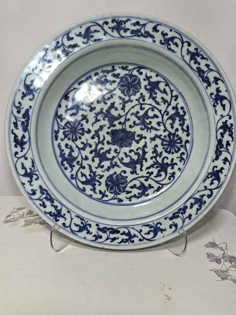 古玩陶瓷清乾隆仿永宣青花纏枝花卉折沿盤拍賣,當前價格29800元