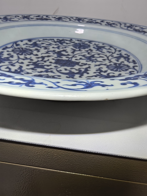 古玩陶瓷清乾隆仿永宣青花纏枝花卉折沿盤拍賣,當前價格29800元