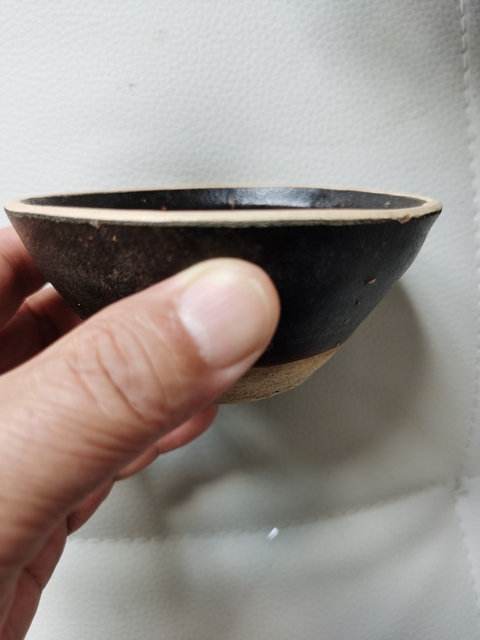 古玩陶瓷贛州窯褐釉茶盞真品鑒賞圖