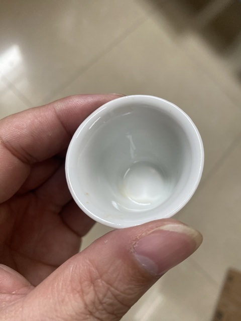 古玩陶瓷民國(guó)胭脂紅軋道龍紋馬蹄杯真品鑒賞圖