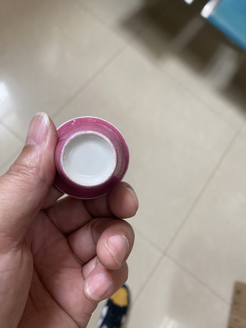 古玩陶瓷民國(guó)胭脂紅軋道龍紋馬蹄杯真品鑒賞圖