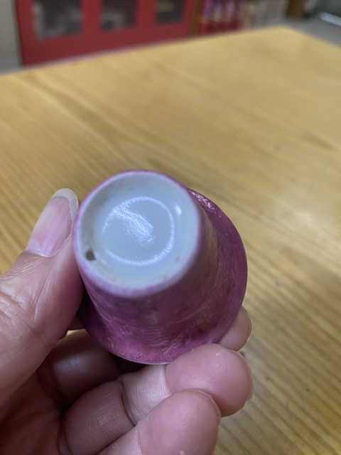 古玩陶瓷民國(guó)胭脂紅軋道龍紋馬蹄杯真品鑒賞圖