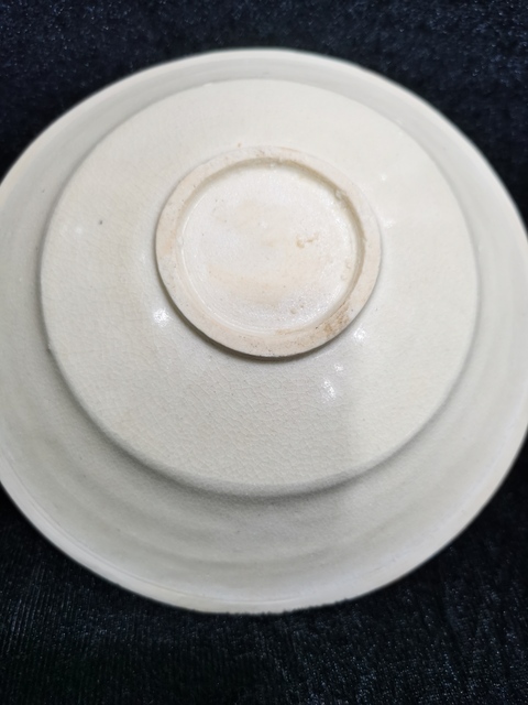 古玩陶瓷南定刻萱草紋折腰盤真品鑒賞圖