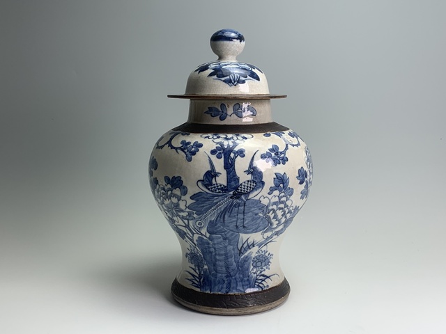 古玩陶瓷清晚期·哥釉青花錦雞牡丹紋將軍蓋罐拍賣，當(dāng)前價格532元