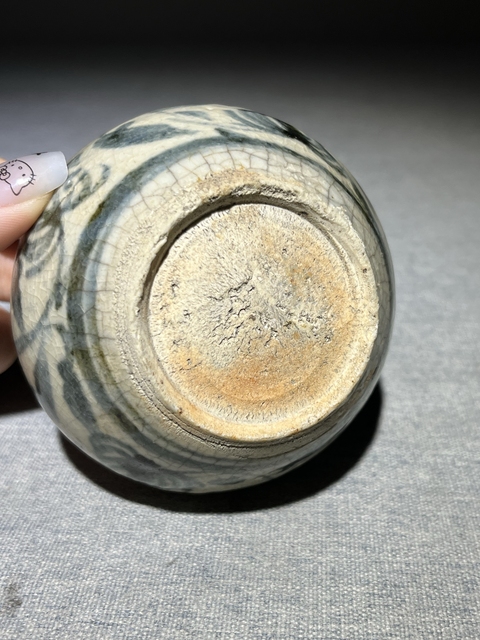 古玩陶瓷元末明早期青花花卉紋水盂拍賣,當前價格1880元