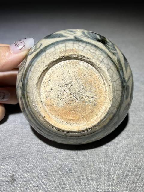 古玩陶瓷元末明早期青花花卉紋水盂拍賣,當前價格1880元