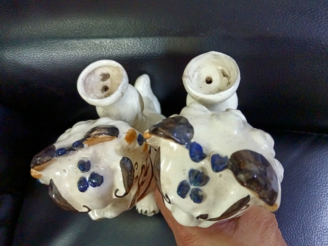 古玩陶瓷磁州窯獅子燭臺真品鑒賞圖