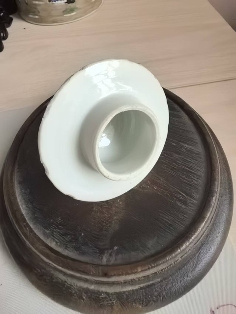 古玩陶瓷花鳥紋青花雞腿蓋瓶真品鑒賞圖