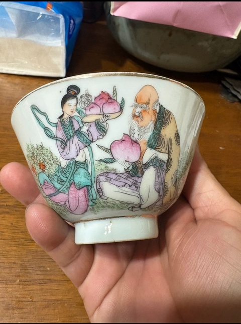 古玩陶瓷麻姑獻壽圖杯真品鑒賞圖