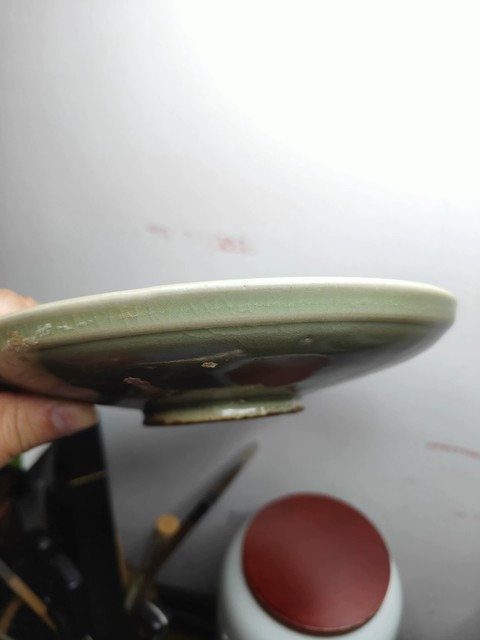 古玩陶瓷青瓷刻花盤真品鑒賞圖