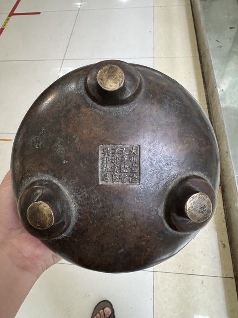 古玩銅器爐子真品鑒賞圖