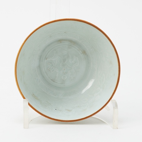 古玩陶瓷白釉印花碗真品鑒賞圖