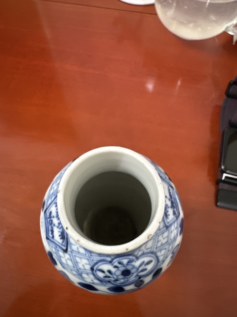古玩陶瓷清光緒青花穿花龍紋瓶真品鑒賞圖