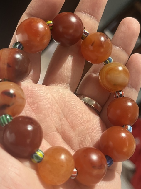 古玩玉器天然紅瑪瑙珠串真品鑒賞圖