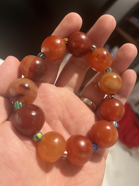 古玩玉器天然紅瑪瑙珠串真品鑒賞圖
