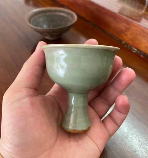 古玩陶瓷龍泉高足杯真品鑒賞圖