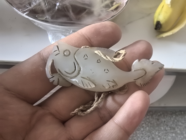 古玩玉器玉魚墜真品鑒賞圖