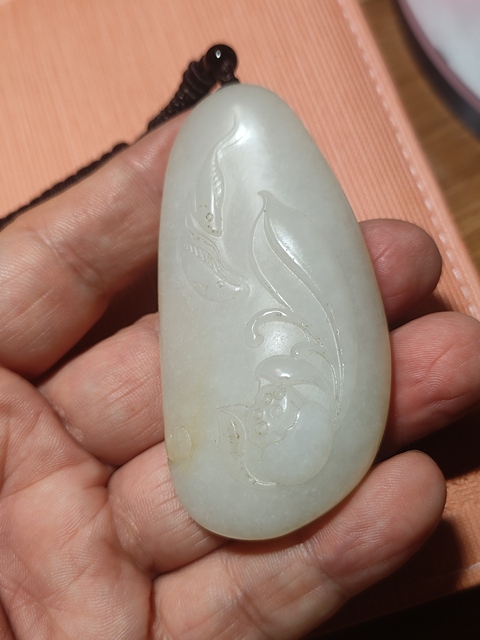 古玩玉器玉連年有余掛墜真品鑒賞圖